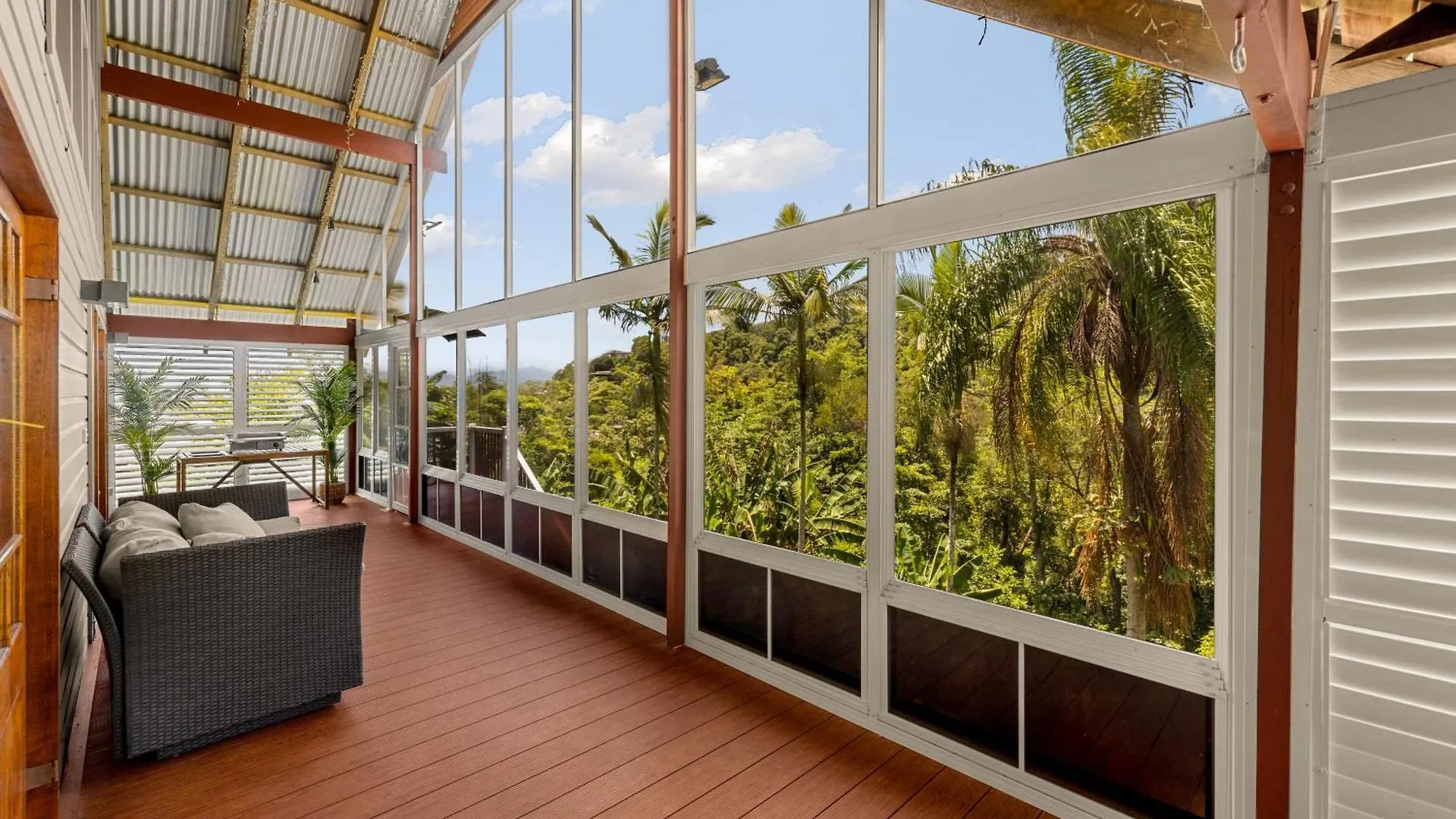 Holiday home Seednest A-Frame Treehouse Forest View&Game Room Bayview Heights