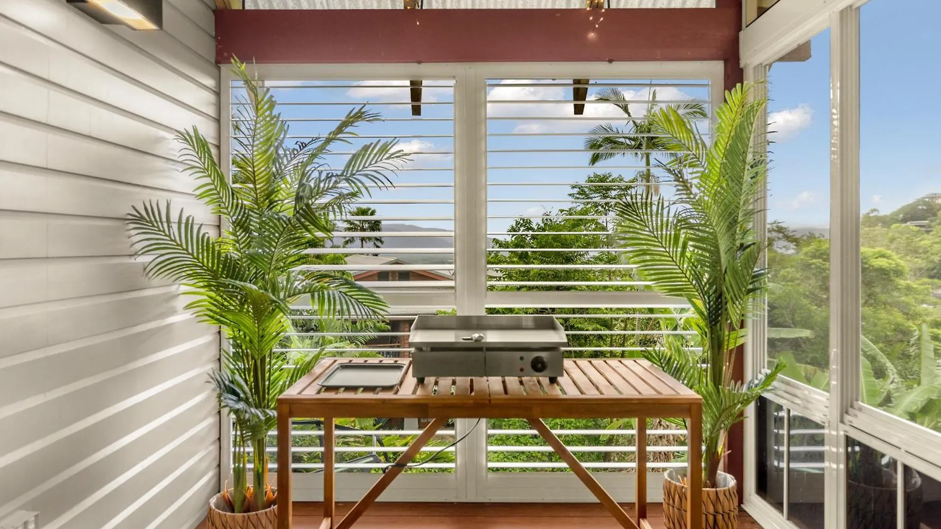 Seednest A-Frame Treehouse Forest View&Game Room Bayview Heights Australia