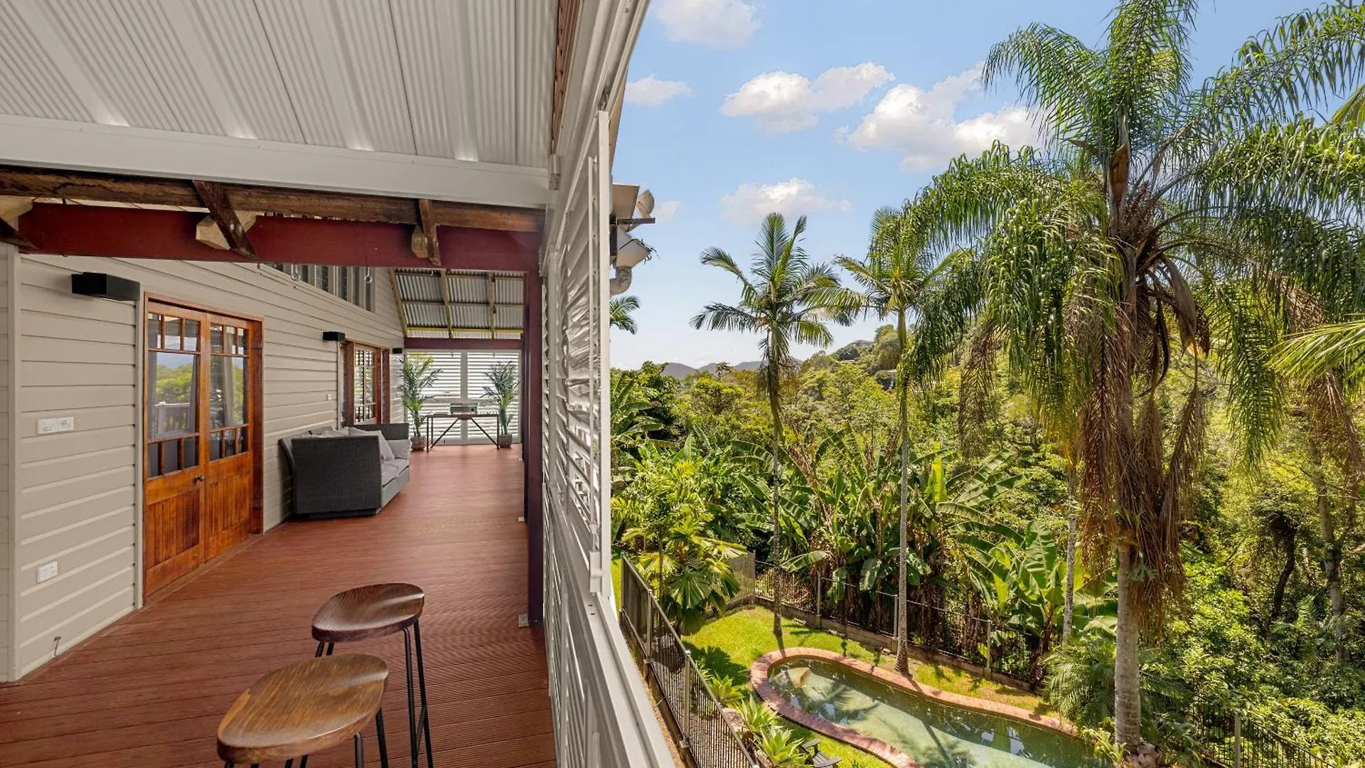 Seednest A-Frame Treehouse Forest View&Game Room Bayview Heights 0*,  Australia